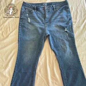 Terra & Sky 16W Women’s Denim Jeans Ripped and frayed PRELOVED